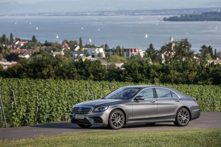  Mercedes-Benz S500 Lang AMG Line 2017 года  (WW) (фото 26 из 33)